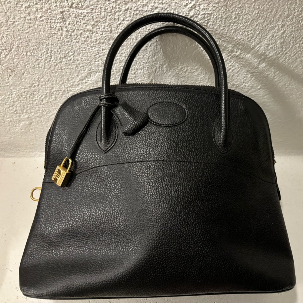 Preowned vintage used Hermes old zipper need to fix selling as it